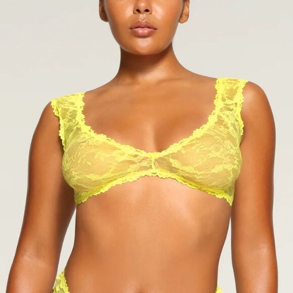 NWT SKIMS Stretch Lace Intimates Plunge Bralette In Yellow Neon Lingerie Bra - Picture 1 of 8